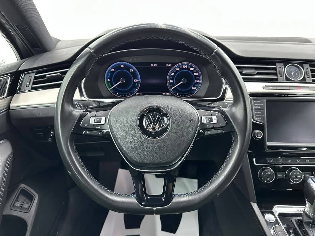 Passat Variant (Combi) GTE Elegance Full LED 160kW Virtual - 8