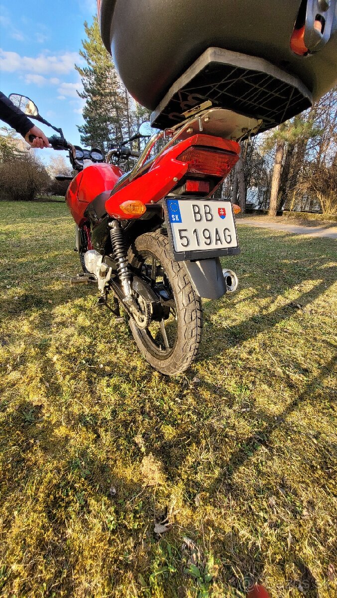 YAMAHA YBR 125 - 8