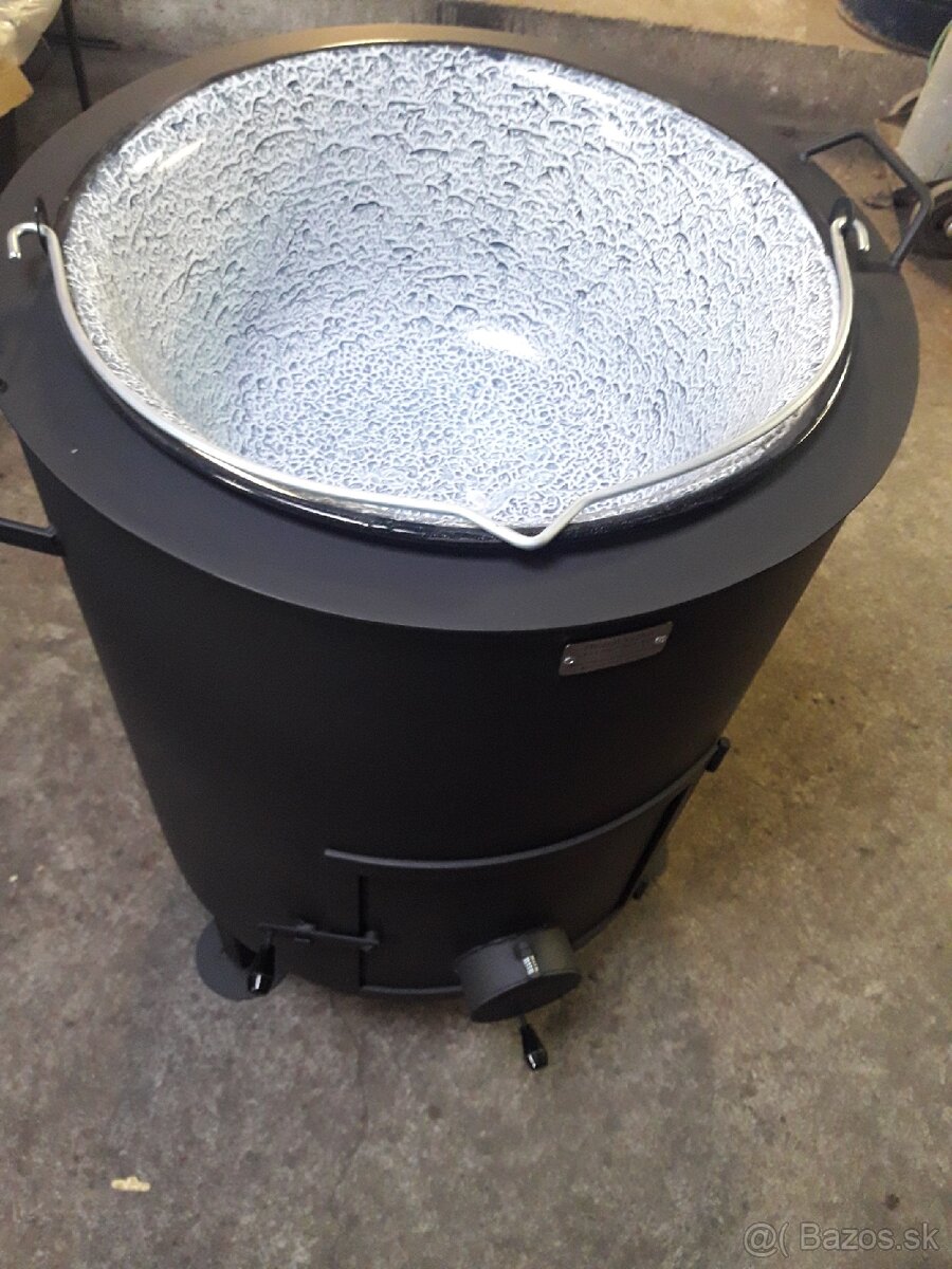 Kotlina kotlík na guláš - 8