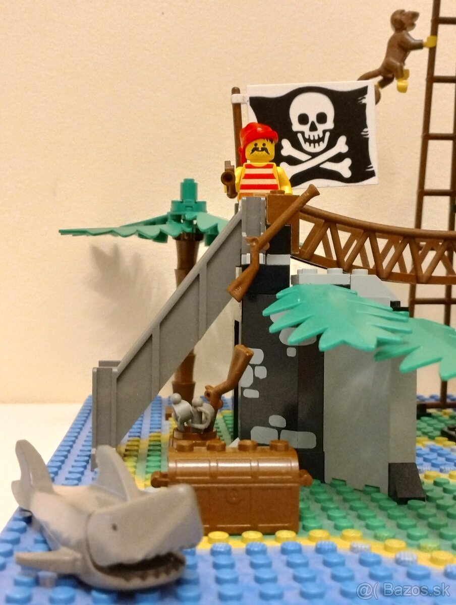 LEGO Pirates 6270 Forbidden Island - 8