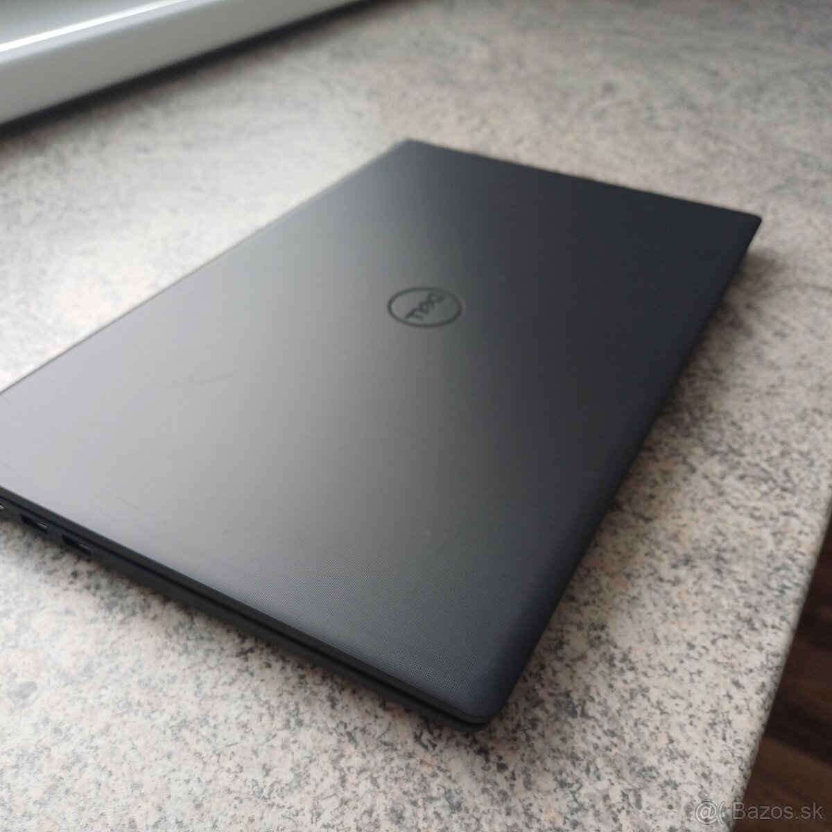 Notebook Dell Vostro 3520 , i5-11Gen, 15GB-DDR4 - 8