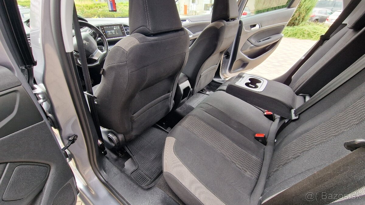 Peugeot 308SW 1.2i 111.000km - 8