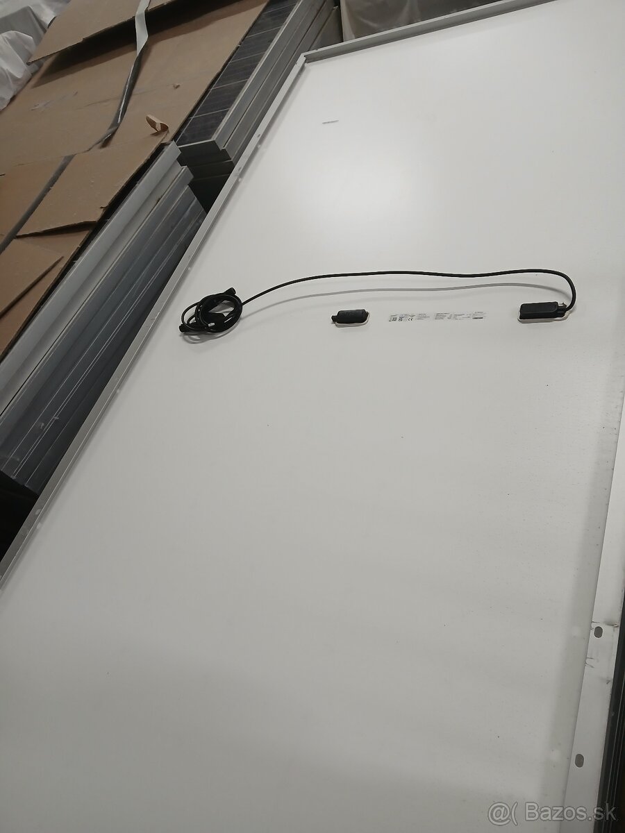 Predáj solárnych panelov cca 200 ks JinKO 545W 40.80V - 8
