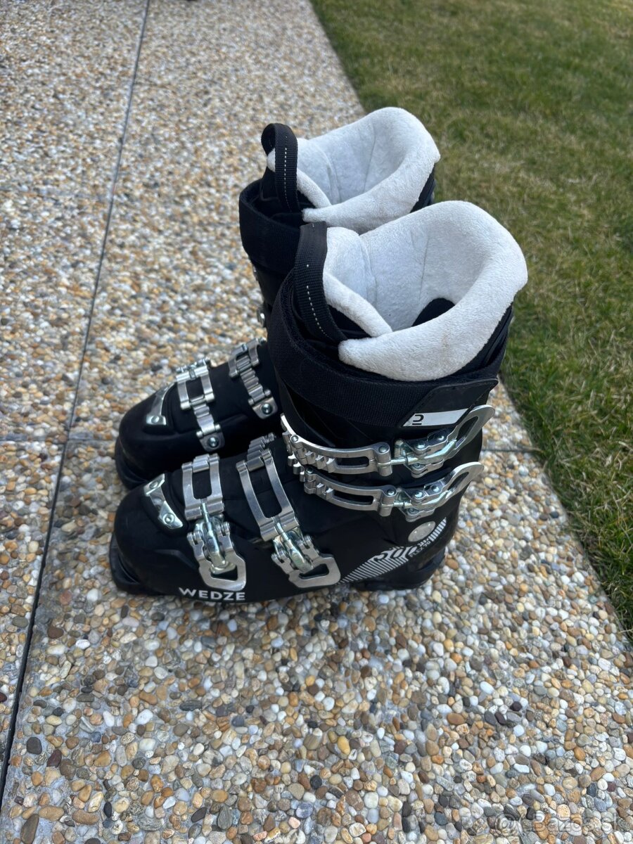 Predám lyže a lyžiarky - 8