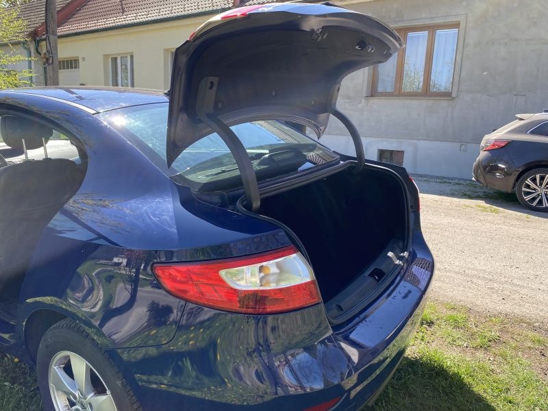 Renault Fluence 1.6 benzín, 81 kW - 8