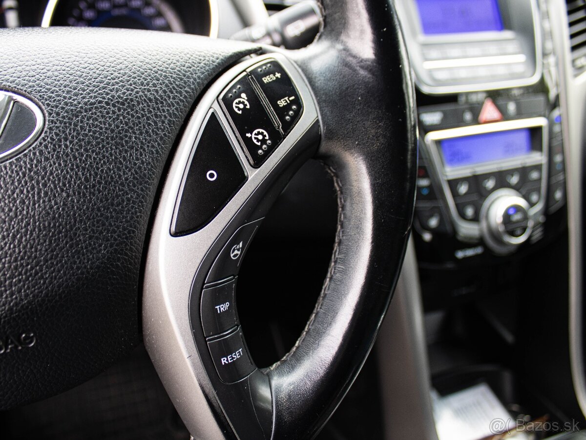 Hyundai i30 CW 1.6 CRDi 136 Style - 8