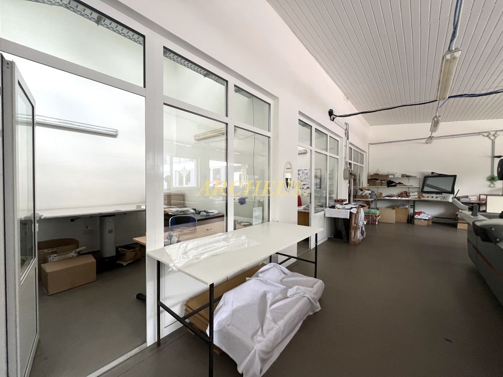 KOMERČNÉ PRIESTORY NA PRENÁJOM, BARDEJOV, ULICA KUKORELLIHO - 8