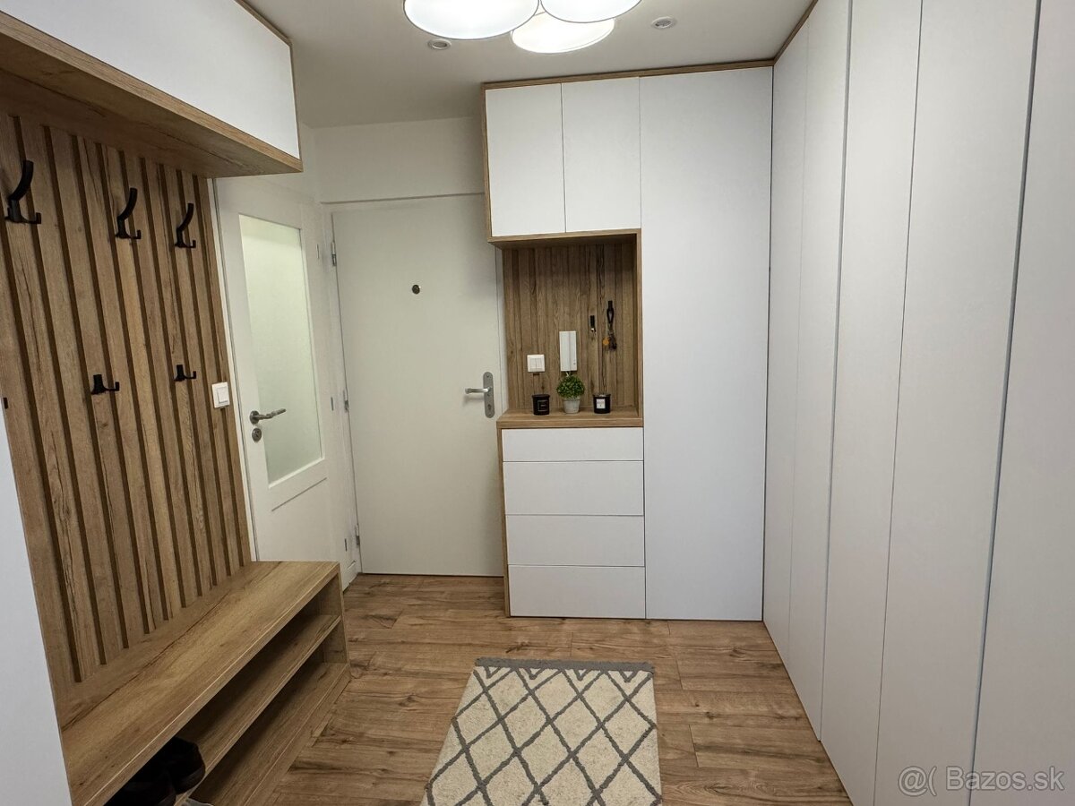NA PREDAJ alebo VÝMENU ZA DOM: 4-izbový byt, Prievidza - 8