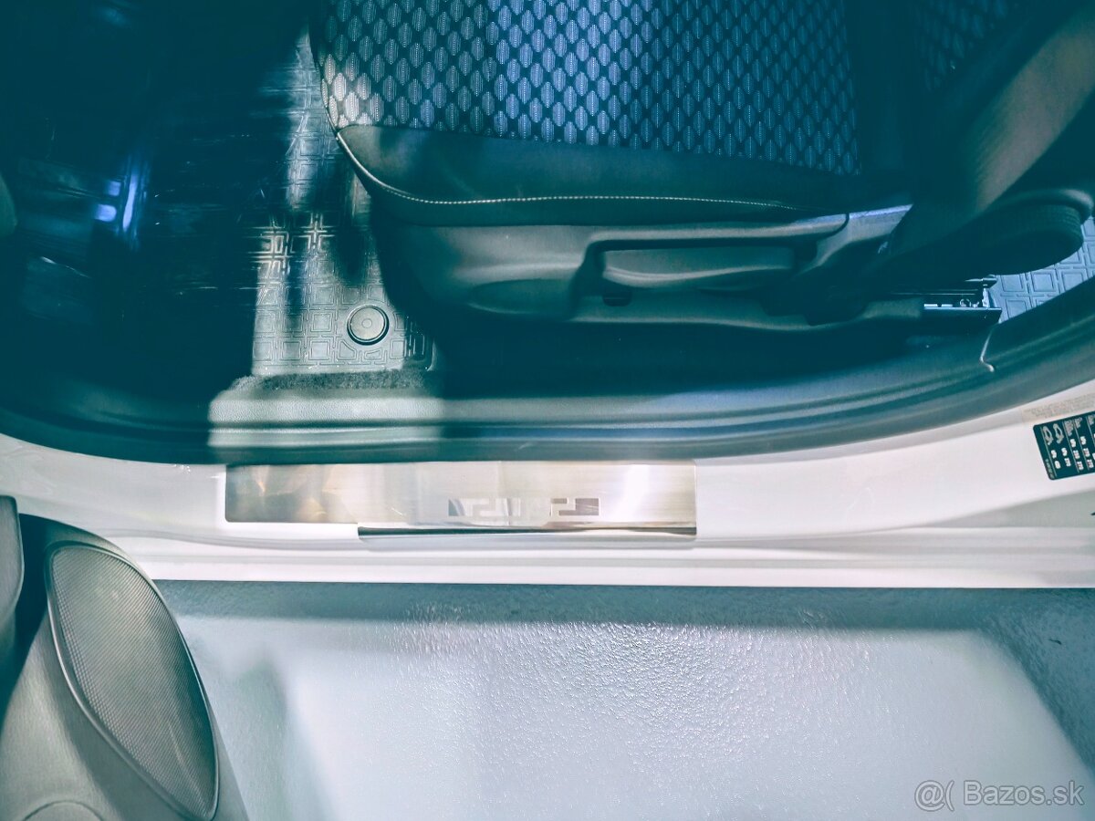 Predám Opel Astra K 1.4 benzín - výmena za combi - 8