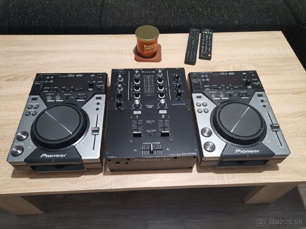 Pioneer CDJ 400 2x - 8