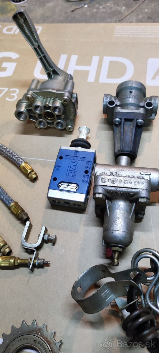 Náhradné diely - 8