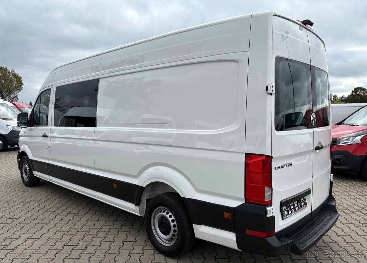 Volkswagen Crafter L3H2 7- miestne 2.0TDi/140koni - 2021 - 8