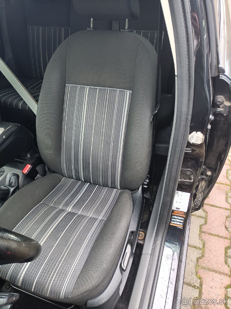 Ford FOCUS 1.6 diesel Nová TK/EK Tažné - 8