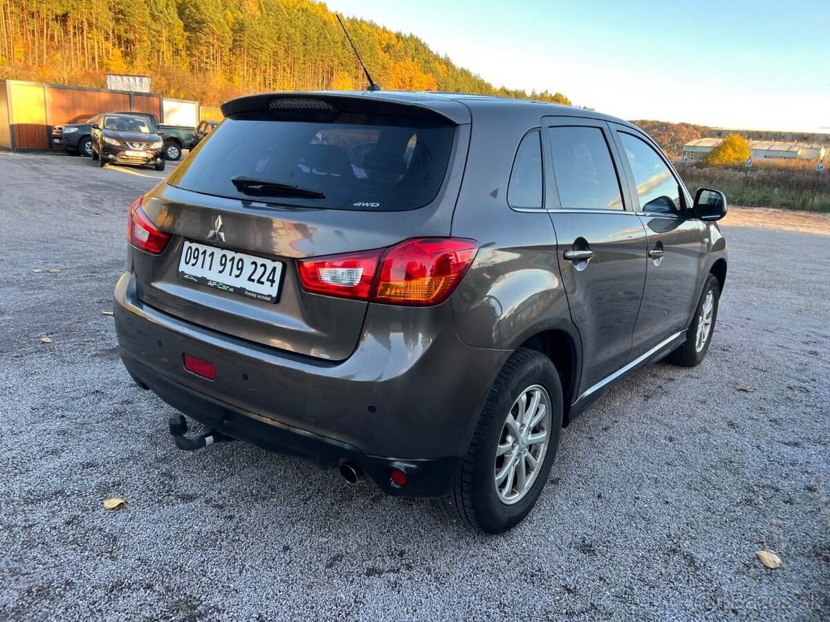 Mitsubishi ASX 2.2 DI-D Instyle+ 4x4 - 8