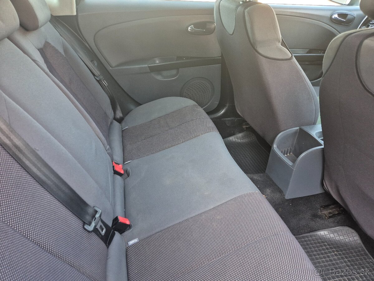 Predám Seat Leon 2 1.9 TDI 77kw r.v.2007/10 - 8