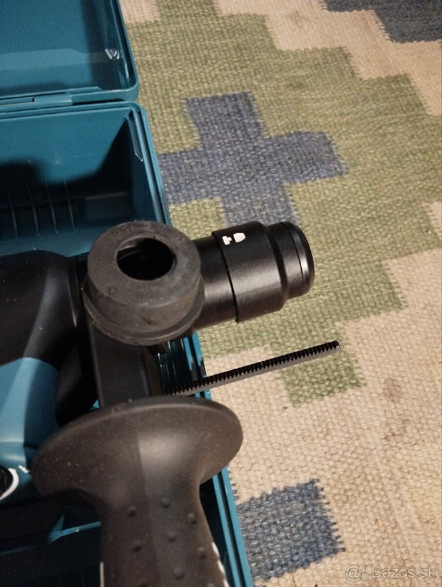Makita HR2631FT kladivo / vrtačka SDS - 8