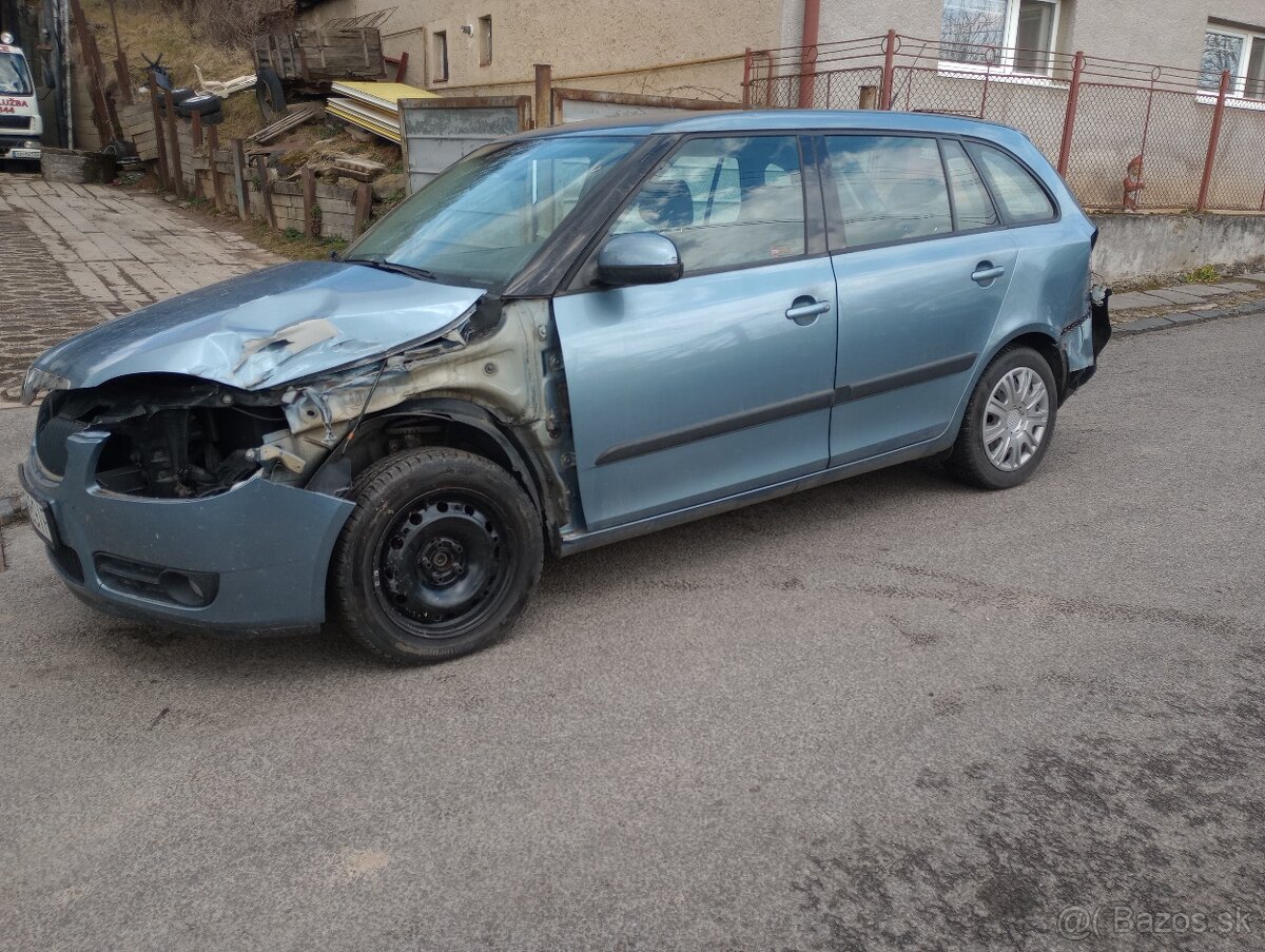 Škoda Fabia - 8