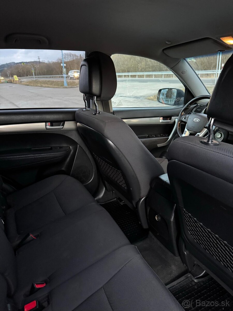 Kia Sorento 2.2 CRDi 4WD A/T6 RV2012 - 8
