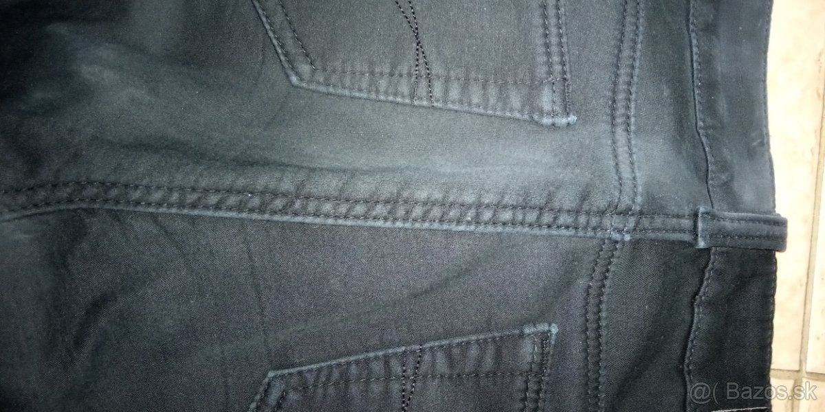 Čierne zateplené nohavice - 8