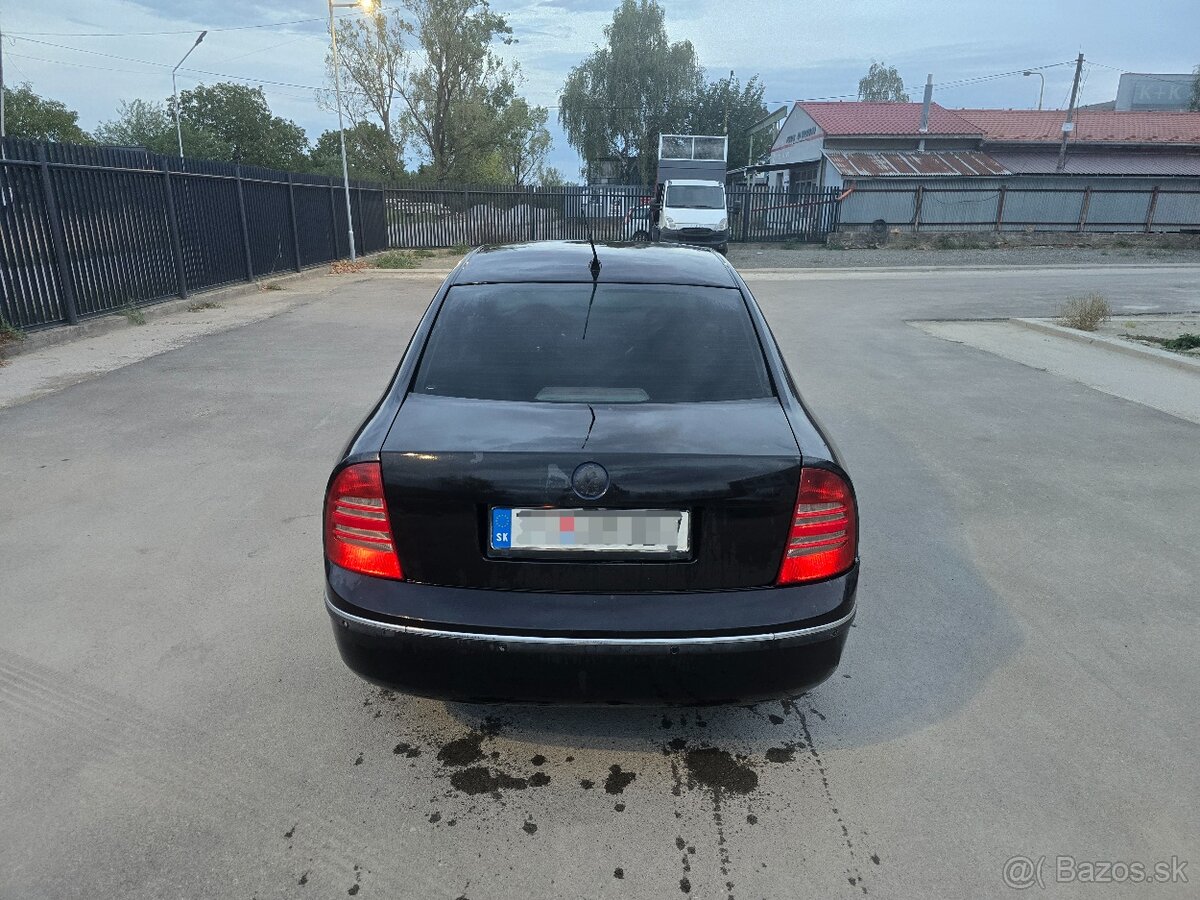 Predam ŠKODA SUPERB 1 1.9TDI 96KW Elegance 2004 - 8