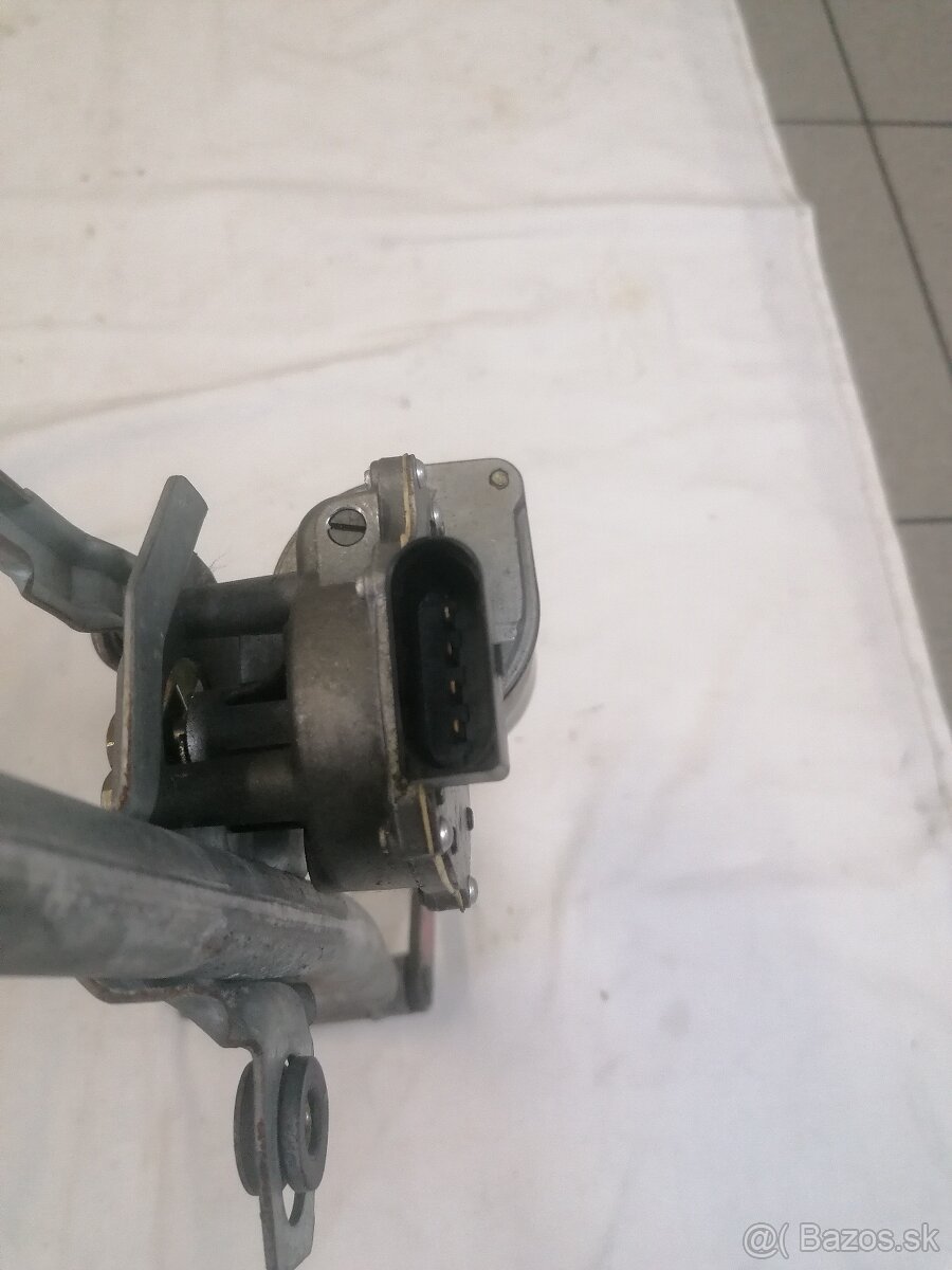 Mechanizmus Stieračov Octavia1 - 8