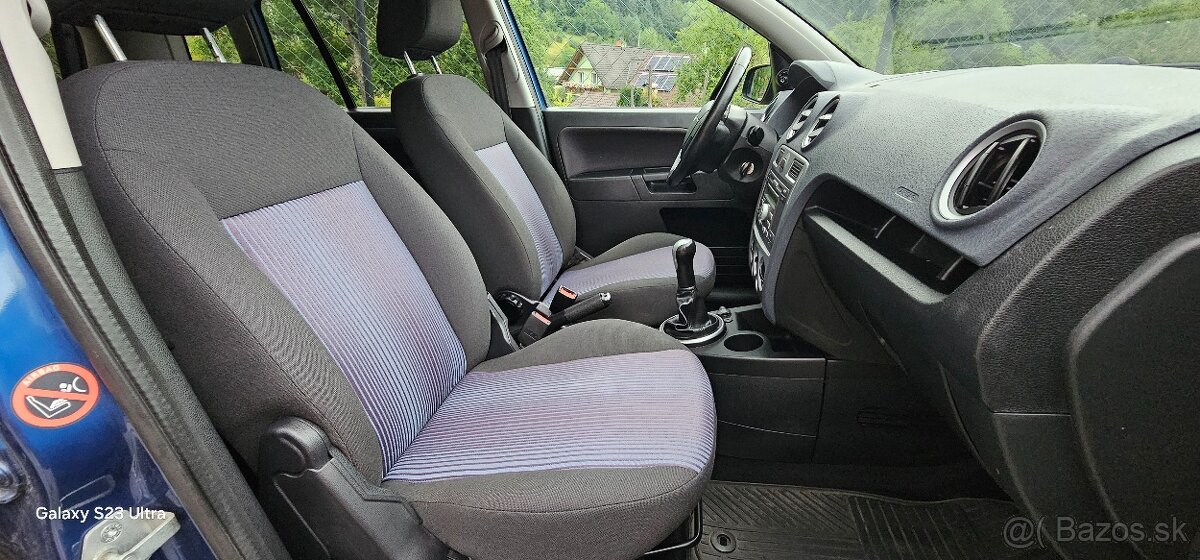 FORD FUSION 1.4i 16V Ambiente - 8