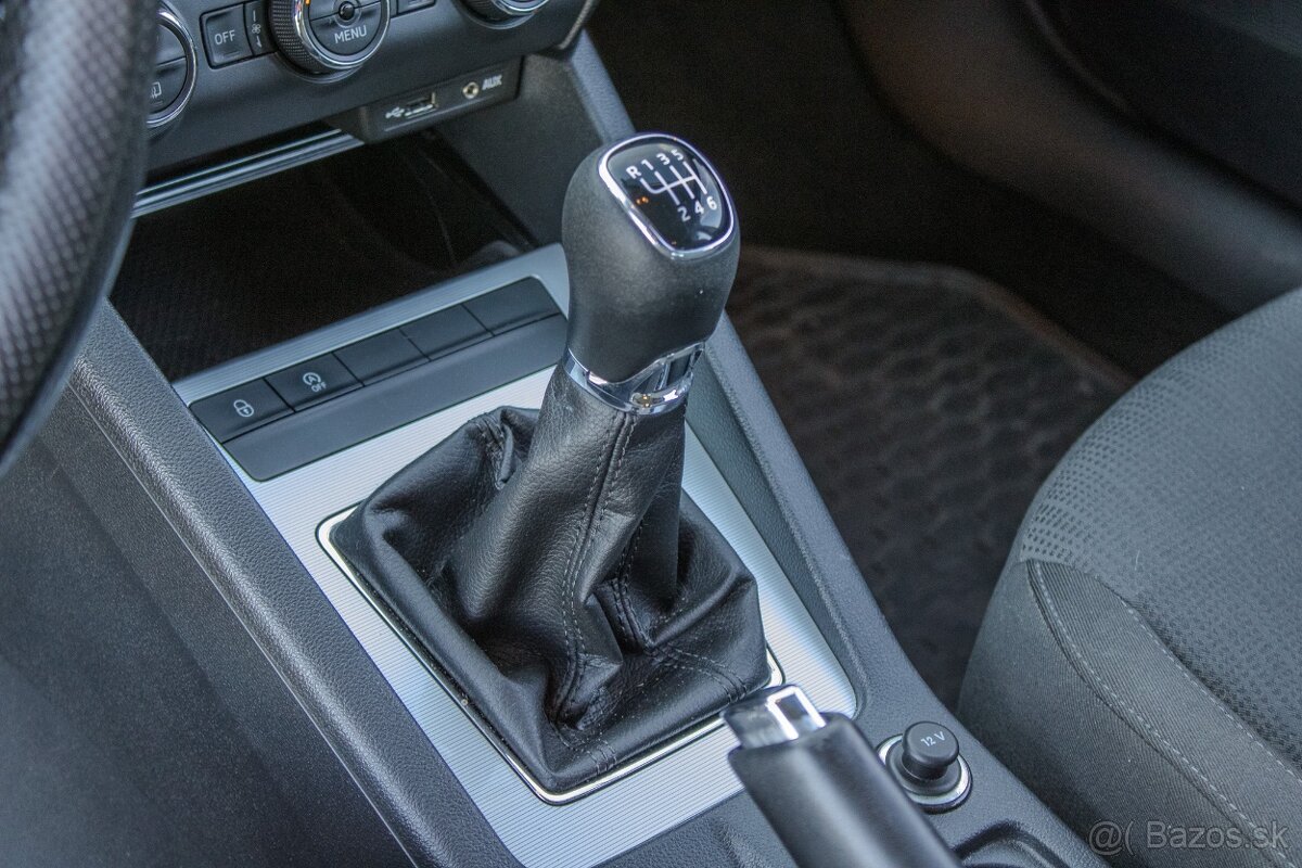 Škoda Octavia Combi 2.0 TDI Style 110kW M6 6/2016 - 8