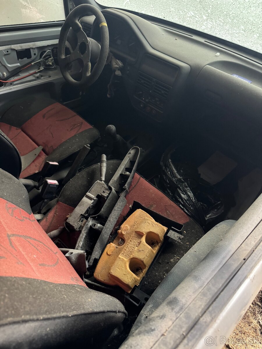 Peugeot 106 GTi s16 diely - 8