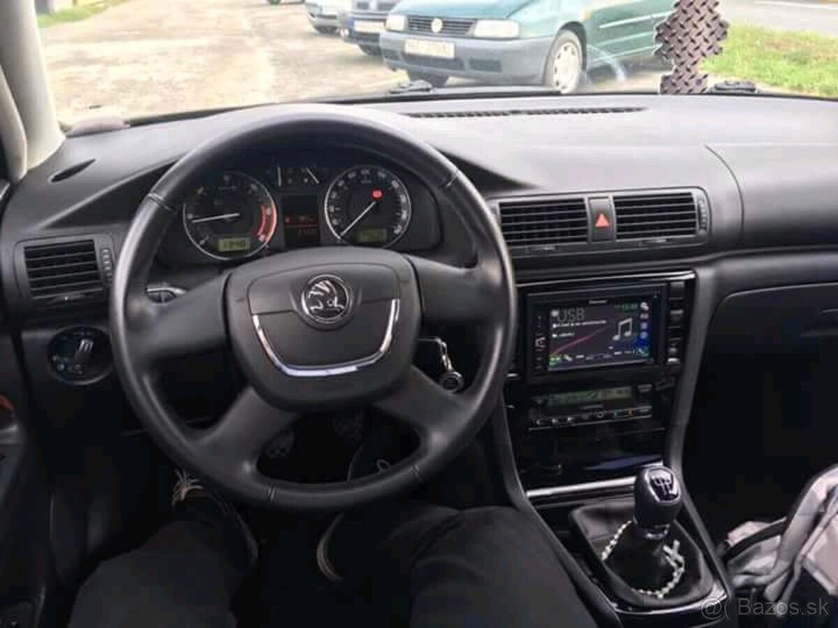 SKODA LOGO ZNAK LOGO DO VOLANTU - 8