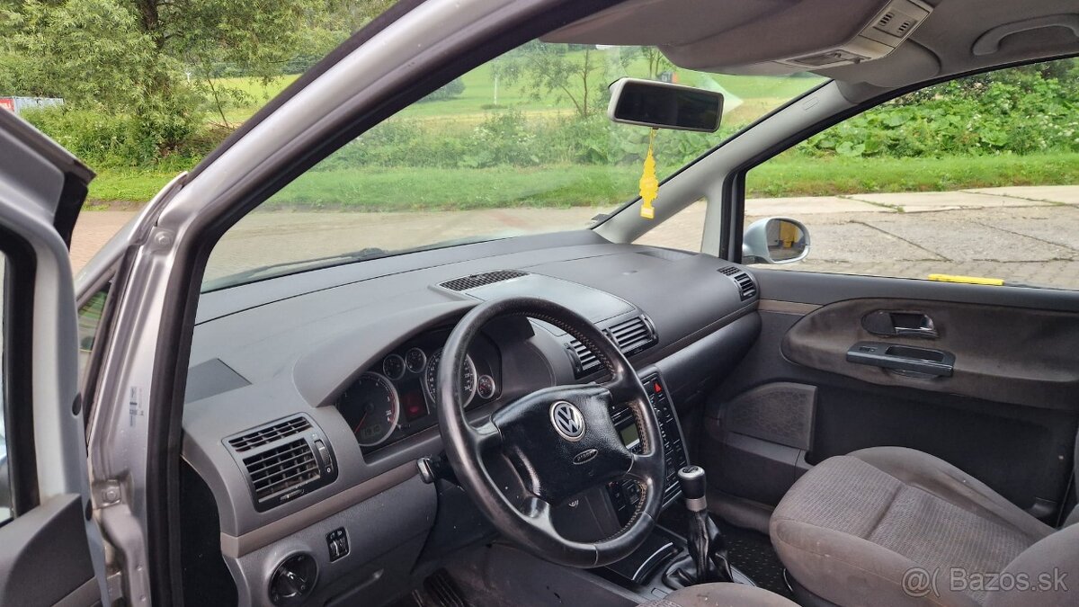 VW SHARAN 2.0tdi 103Kw M6 7miest - 8