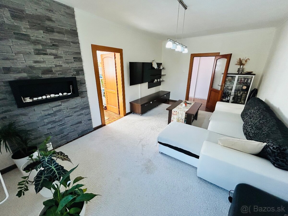 Na predaj 3 izbový byt na ul. Třebičska, Humenné - 8