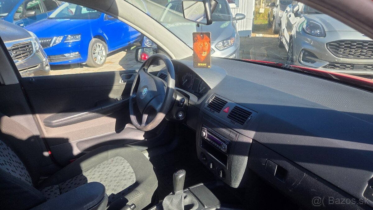 Škoda Fabia 1.2i 47 kW rok 2005 - 8