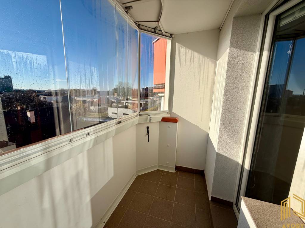 3 - IZB. BYT (79m2) s LOGGIOU, GARÁŽ, RUŽOVÁ ul. SENICA - 8