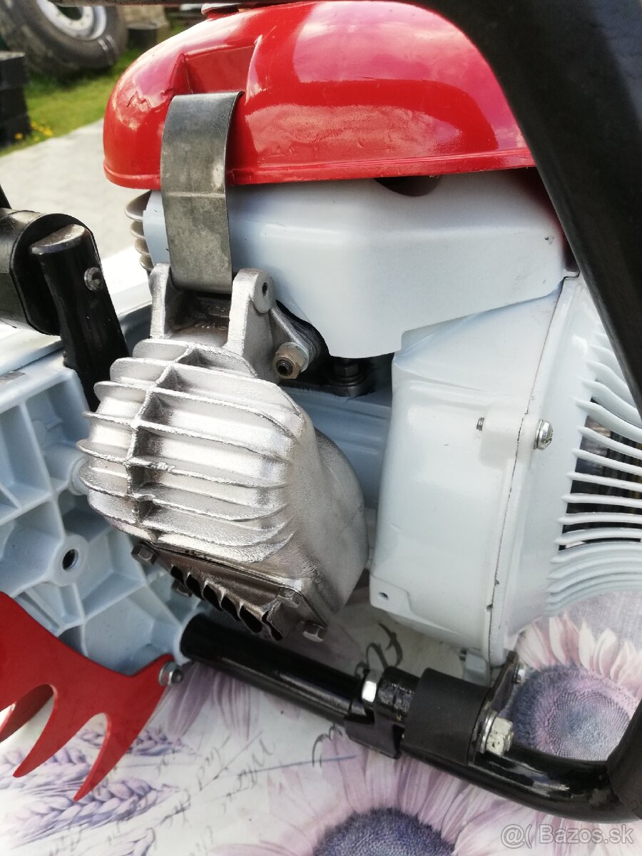 MOTOROVA PILA, STIHL CONTRA - 8