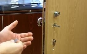 Montáž zárubní a dverí - 8