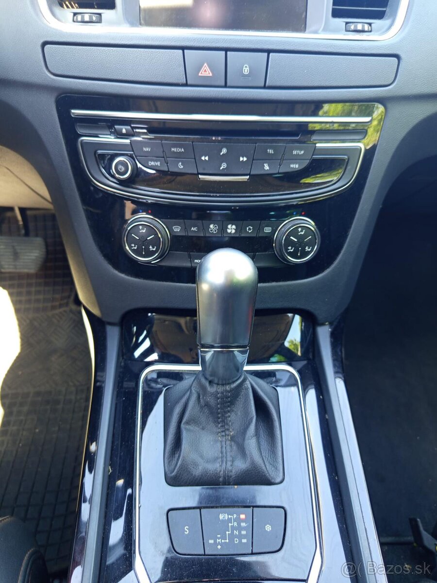 Peugeot 508 - 8