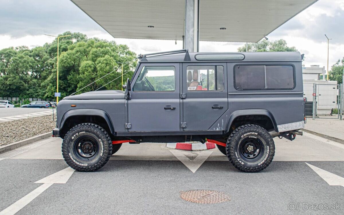 Land Rover Defender SW110 2.4 TD4 - 8