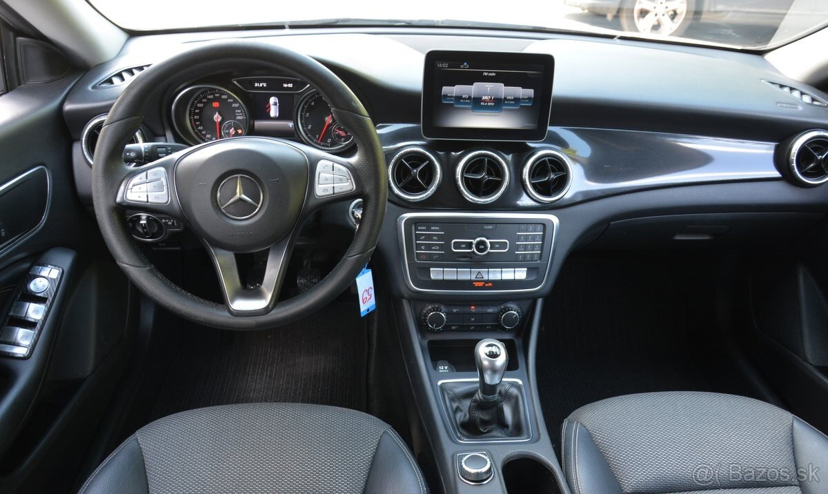 Mercedes CLA 2017 SR. voz, benzín - 8