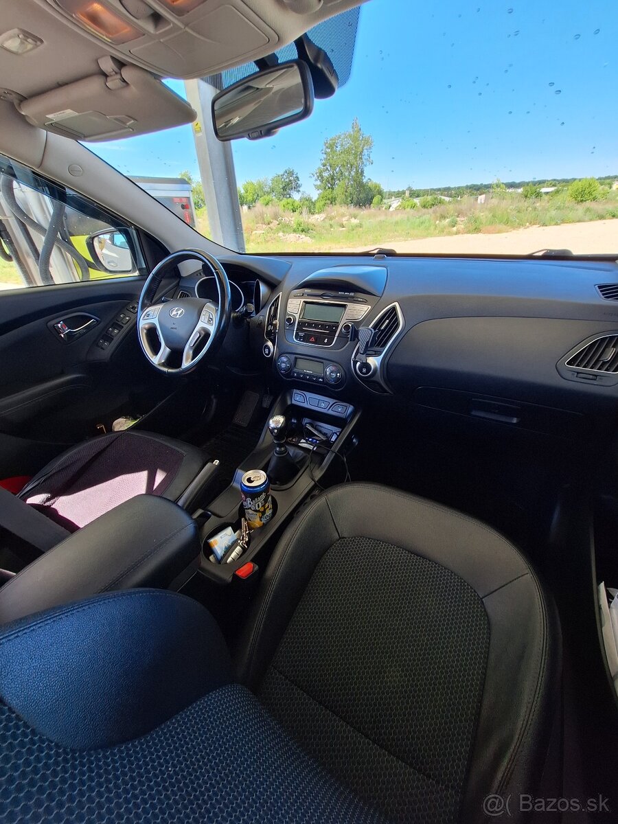 Hyundai ix35, 1.6 GDI - 8
