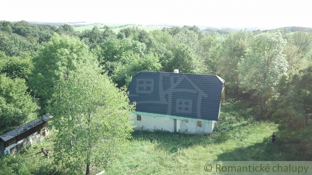 VÝRAZNE znížená cenaHospodárska usadlosť na samote so 1 - 8
