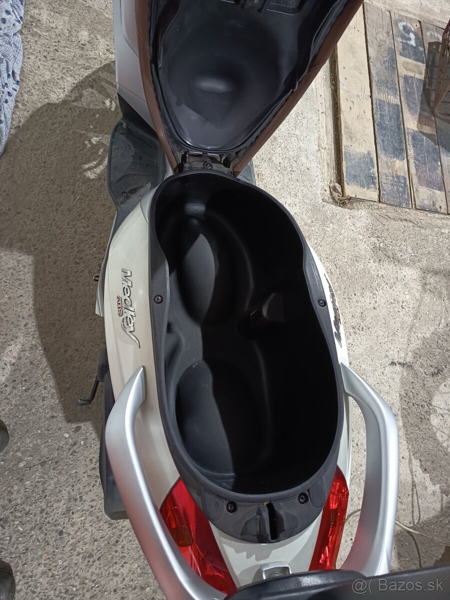 Piaggio Medley 125, 2017, 15 300 km - 8