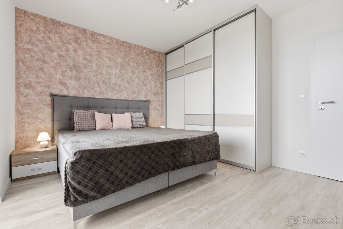 Prenájom, 2.izbový byt s veľkým balkónom v Hamuliakove – foto 8