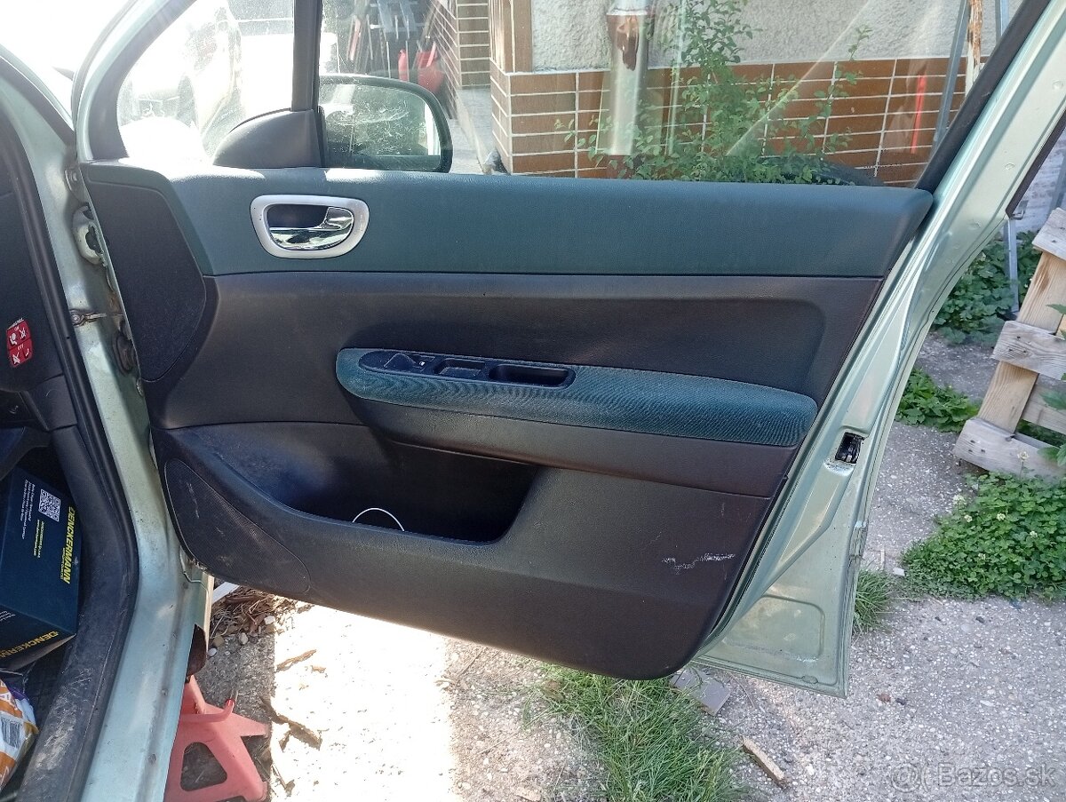 Rozpredám Peugeot 307sw - 8