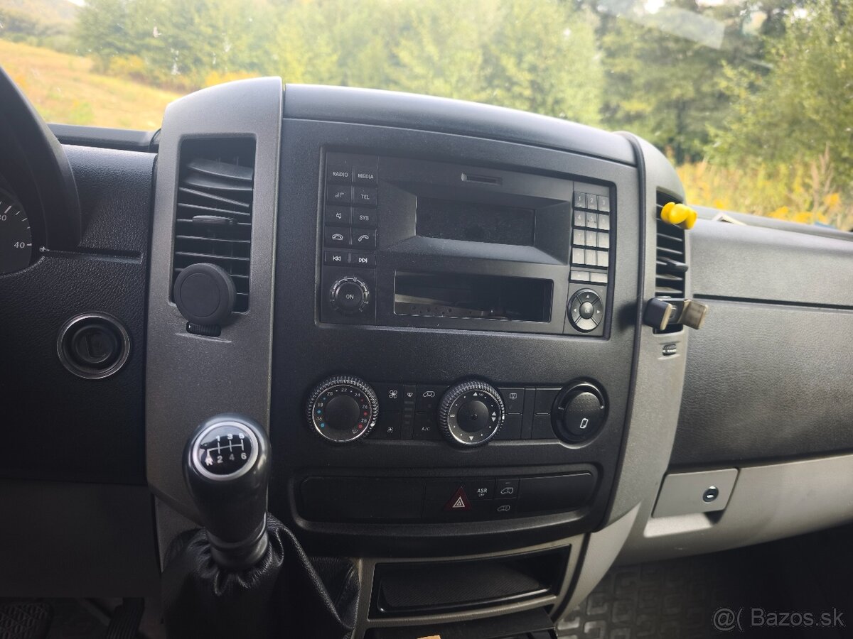 Mercedes sprinter 313 rok 2015 - 8