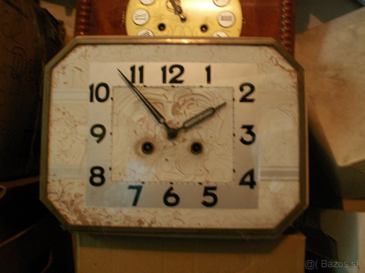 Hodinky krbové, nábytkové. - 8