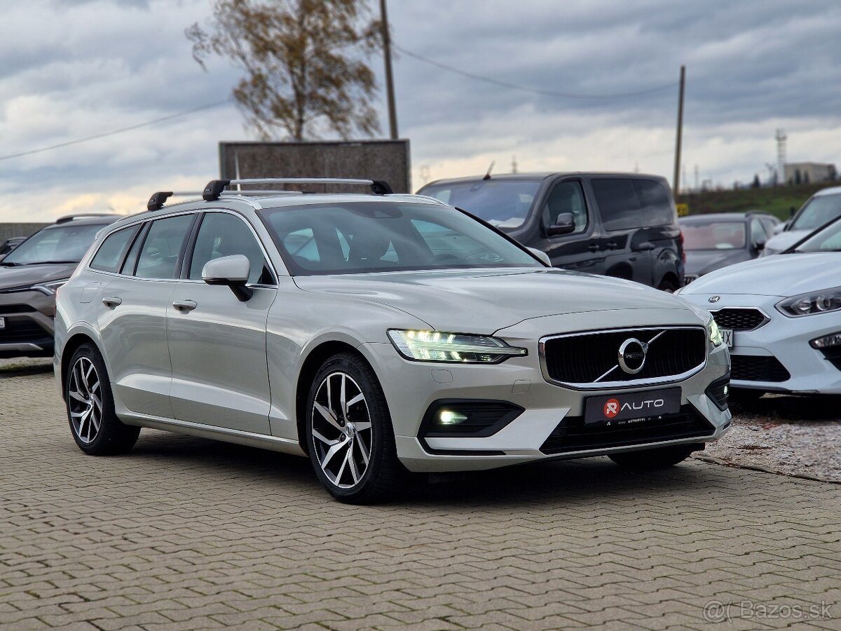 Volvo V60 D4 Momentum AWD A/T - 8