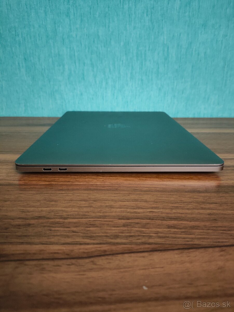 Apple MacBook Pro 2020 – i5 / 8GB / 256GB - 8