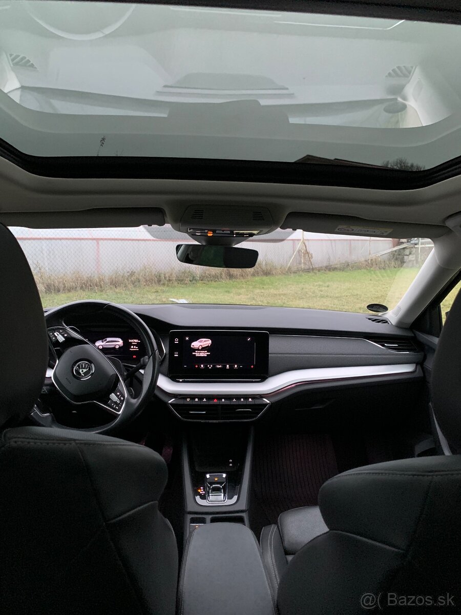 Škoda Octavia IV 110kw/combi/virtual/koža/panorama/tazne - 8