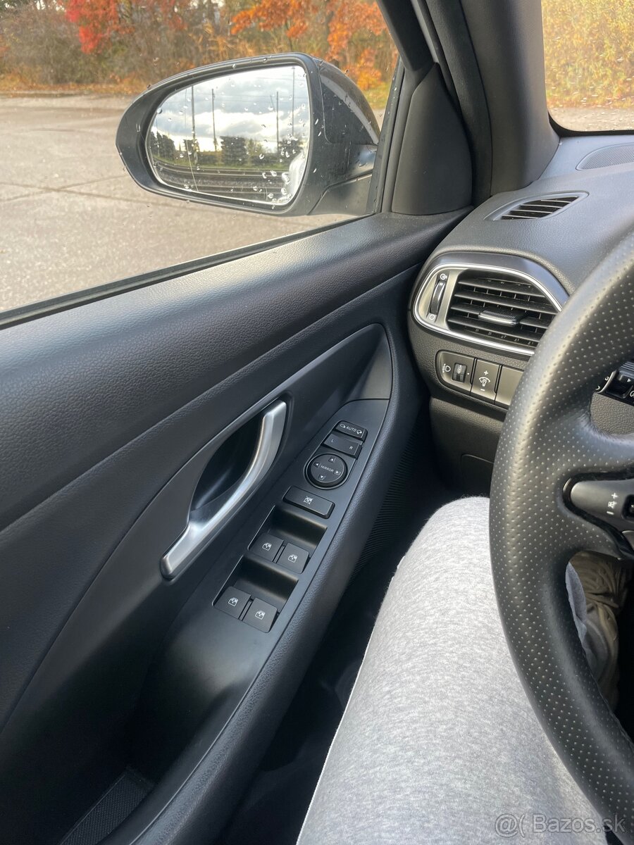 Hyundai i30 Fastback 1.4 Tgdi N-Line Plus - 8