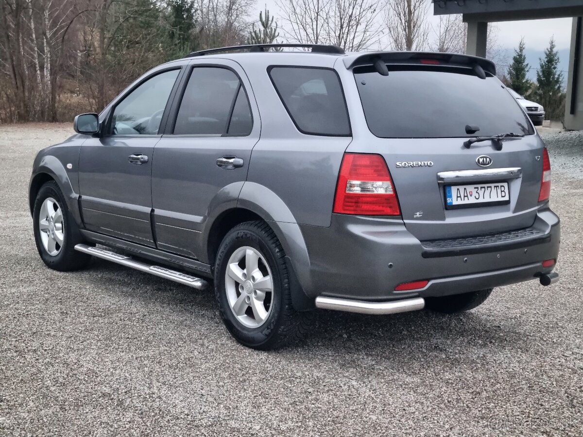 KIA SORENTO 2,5CRDi 4x4 - 8